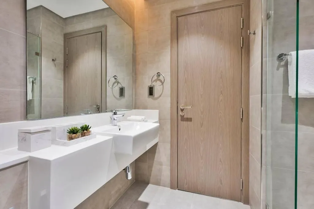 First Class 1Br Stylish Haven Dubai Apartment